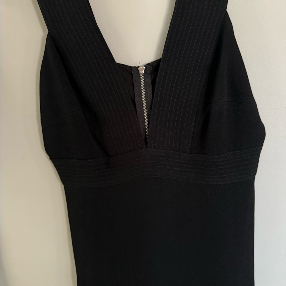 Elegant Black Sleeveless Shirt NWT
